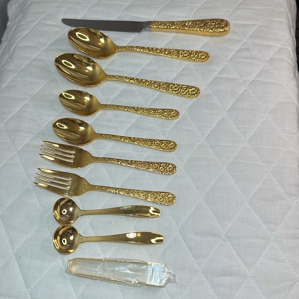 Supreme Cutlery 18-8 Japan 10 PCS Gold Plated Set Flatware Hammered Handle VTG